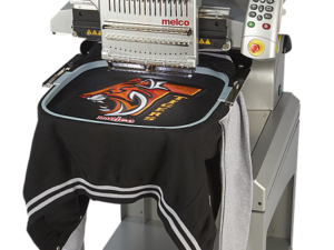Промышленная одноголовочная вышивальная машина MELCO EMT16x со столом, набором пялец и операционной системой MOS SE